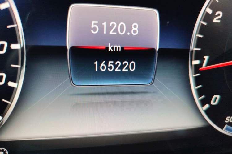 Used Mercedes-Benz E-Class 2020 E 300 L Stylish Model Odometer Close Up