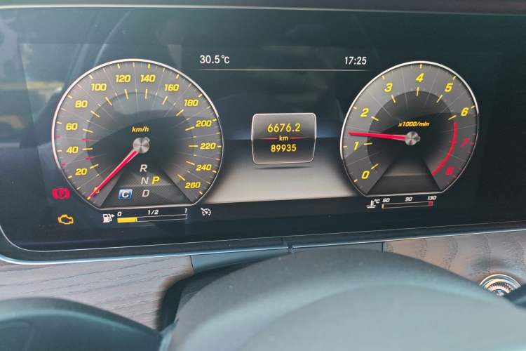 Used Mercedes-Benz E-Class 2020 E 300 L Luxury Model Odometer Close Up