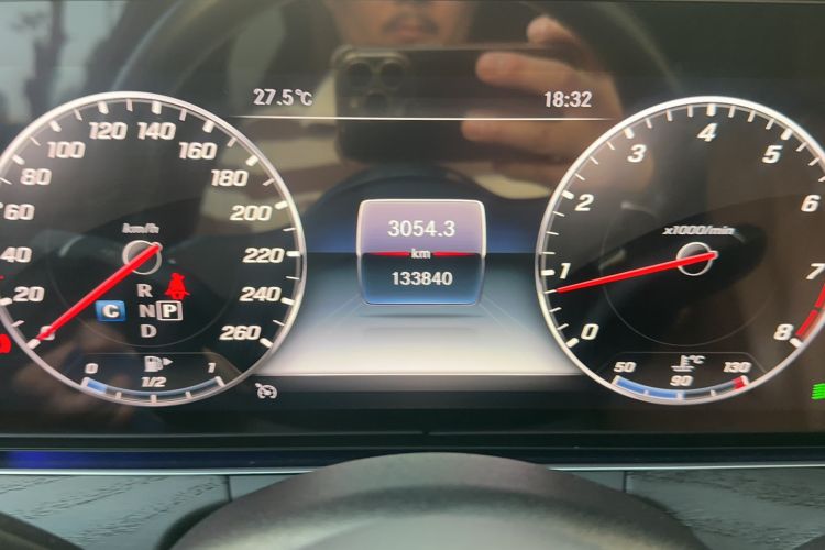 Used Mercedes-Benz E-Class 2020 Restyled E 300 L Sporty and Stylish Edition Odometer Close Up
