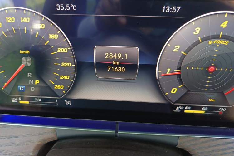 Used Mercedes-Benz E-Class 2020 Facelift E 300 L Stylish Edition Odometer Close Up