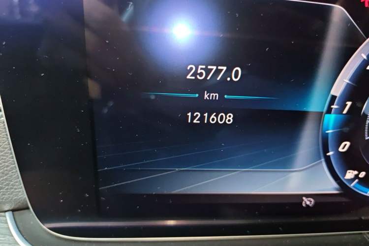 Used Mercedes-Benz E-Class 2020 Restyled E 300 L Sporty and Stylish Edition Odometer Close Up