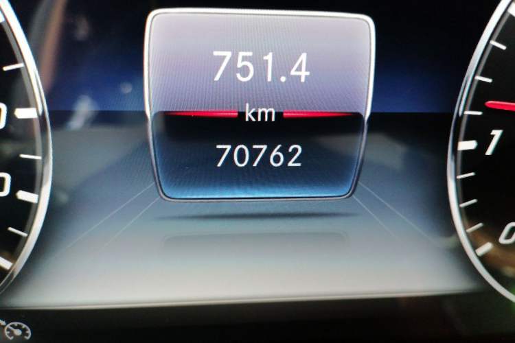 Used Mercedes-Benz E-Class 2020 E 300 L Luxury Model Odometer Close Up