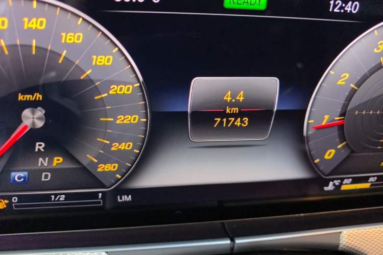 Used Mercedes-Benz E-Class 2020 Facelift E 260 Sport Edition Odometer Close Up
