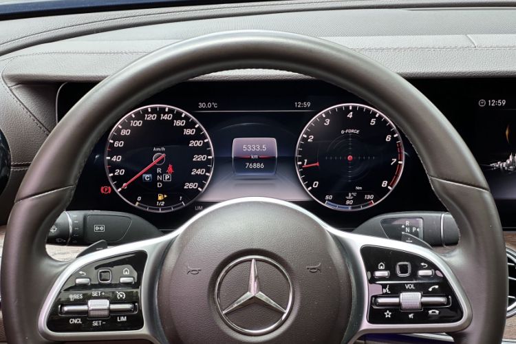 Used Mercedes-Benz E-Class 2020 Facelift E 300 L Stylish Edition Odometer Close Up