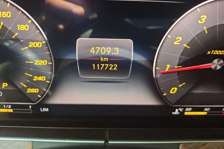 Used Mercedes-Benz E-Class 2020 E 300 L Luxury Model Odometer Close Up