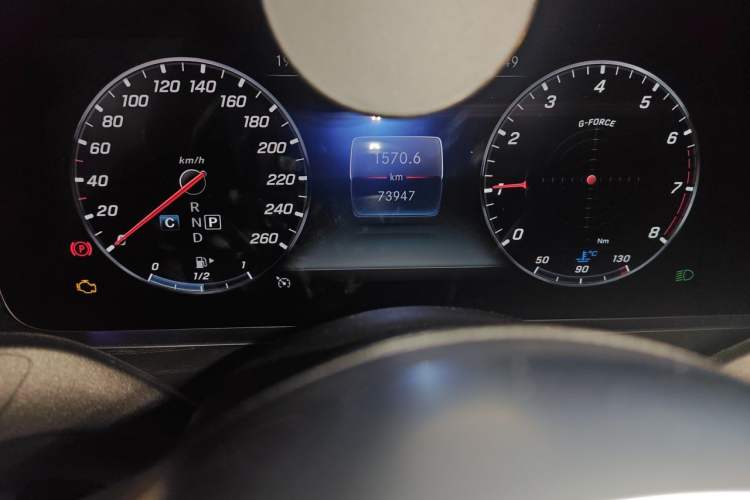 Used Mercedes-Benz E-Class 2020 Restyled E 300 L Sporty and Stylish Edition Odometer Close Up