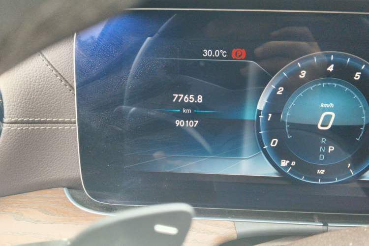 Used Mercedes-Benz E-Class 2020 E 300 L Luxury Model Odometer Close Up