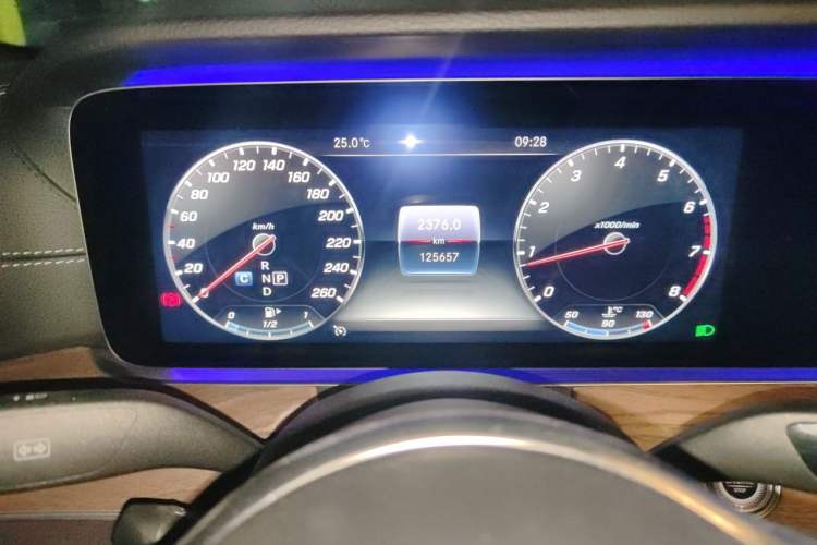 Used Mercedes-Benz E-Class 2020 E 300 L Luxury Model Odometer Close Up