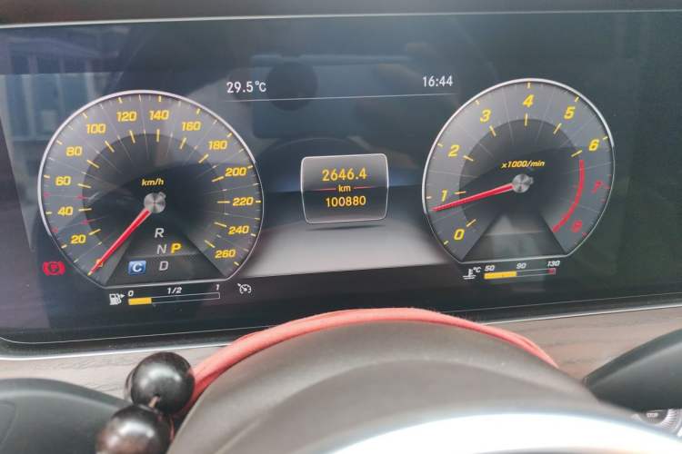 Used Mercedes-Benz E-Class 2020 Facelift E 300 L Stylish Edition Odometer Close Up