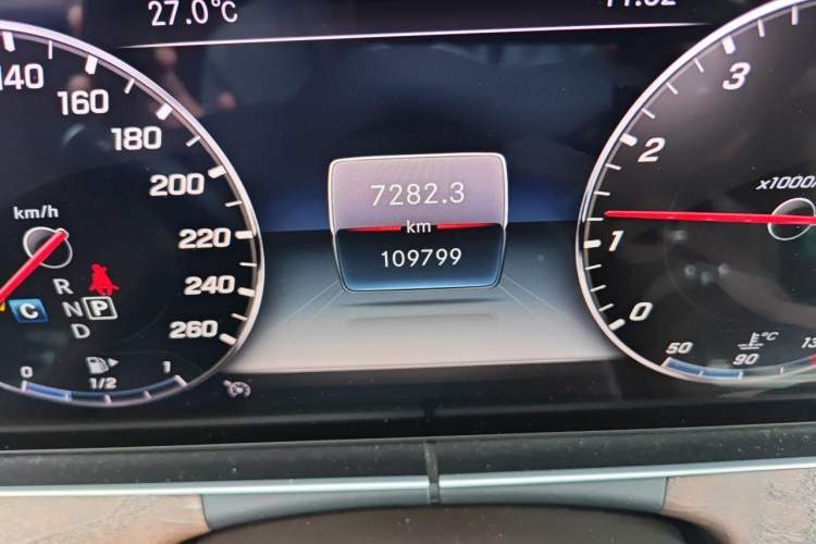 Used Mercedes-Benz E-Class 2020 E 300 L Luxury Model Odometer Close Up