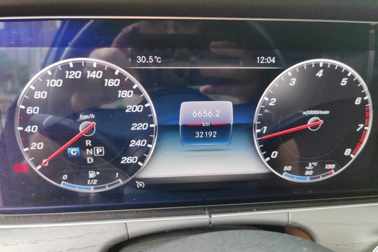Used Mercedes-Benz E-Class 2020 Restyled E 300 L Sporty and Stylish Edition Odometer Close Up