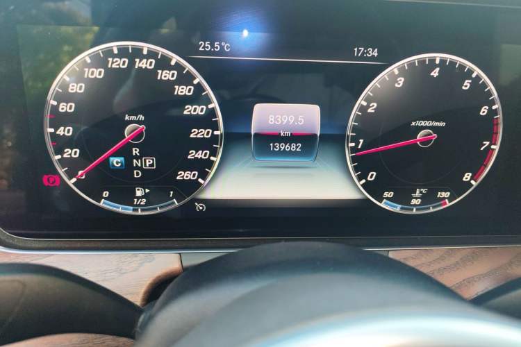 Used Mercedes-Benz E-Class 2020 Facelift E 300 L Stylish Edition Odometer Close Up