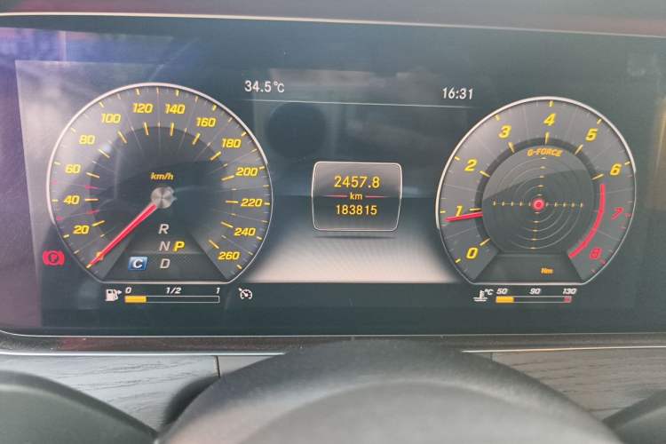 Used Mercedes-Benz E-Class 2020 Restyled E 300 L Sport Exclusive Edition Odometer Close Up