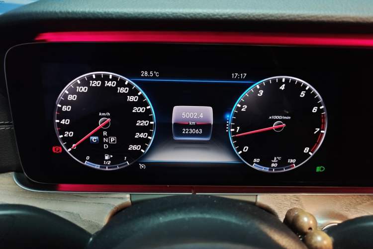 Used Mercedes-Benz E-Class 2020 E 300 L Stylish Model Odometer Close Up