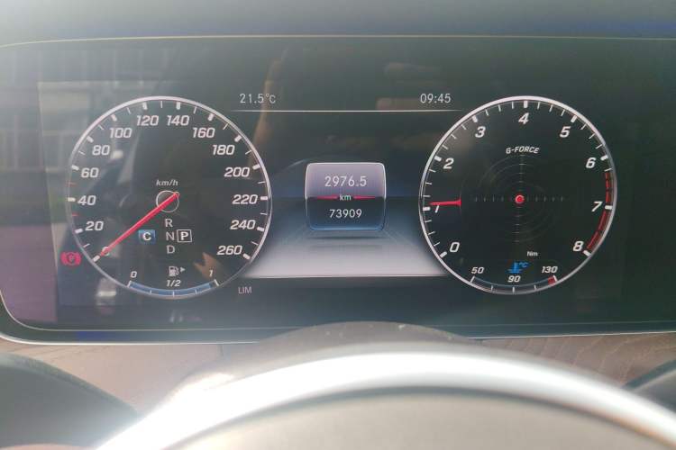 Used Mercedes-Benz E-Class 2020 Facelift E 300 L Stylish Edition Odometer Close Up