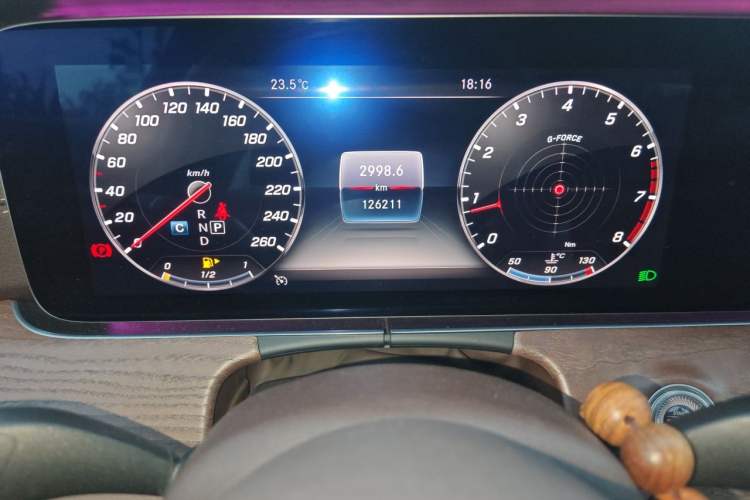 Used Mercedes-Benz E-Class 2020 E 300 L Stylish Model Odometer Close Up