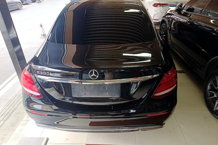 Used Mercedes-Benz E-Class 2020 Restyled E 300 L Sport Exclusive Edition Rear