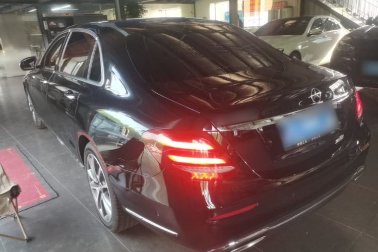 Used Mercedes-Benz E-Class 2020 Facelift E 260 L Rear Left 45 Deg
