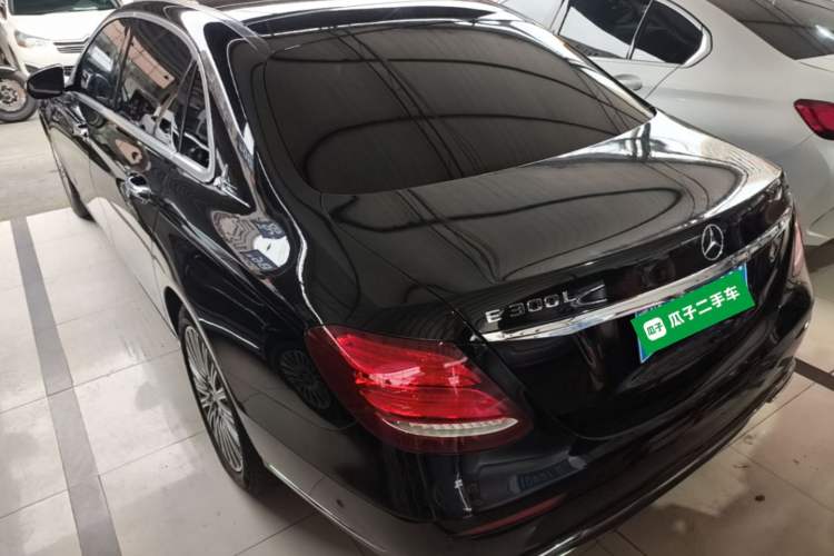 Used Mercedes-Benz E-Class 2020 Restyled E 300 L Exclusive Edition Rear Left 45 Deg