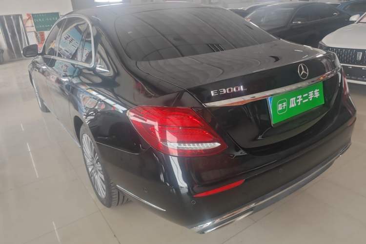 Used Mercedes-Benz E-Class 2020 Restyled E 300 L Exclusive Edition Rear Left 45 Deg