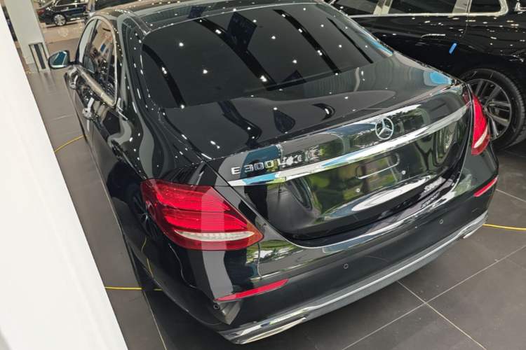 Used Mercedes-Benz E-Class 2020 Facelift E 300 L Stylish Edition Rear Left 45 Deg