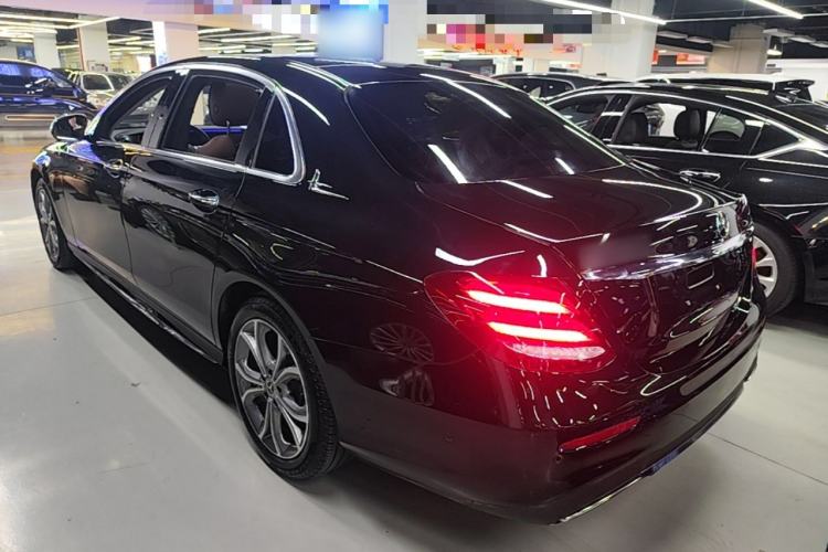 Used Mercedes-Benz E-Class 2020 E 300 L Sporty and Stylish Model Rear Left 45 Deg