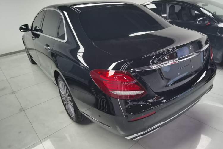 Used Mercedes-Benz E-Class 2020 Restyled E 300 L Exclusive Edition Rear Left 45 Deg