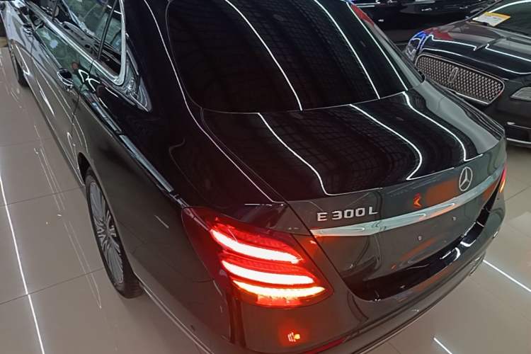 Used Mercedes-Benz E-Class 2020 Restyled E 300 L Exclusive Edition Rear