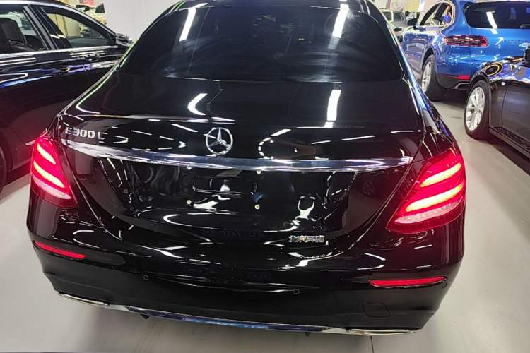 Used Mercedes-Benz E-Class 2020 E 300 L Sporty and Stylish Model Rear