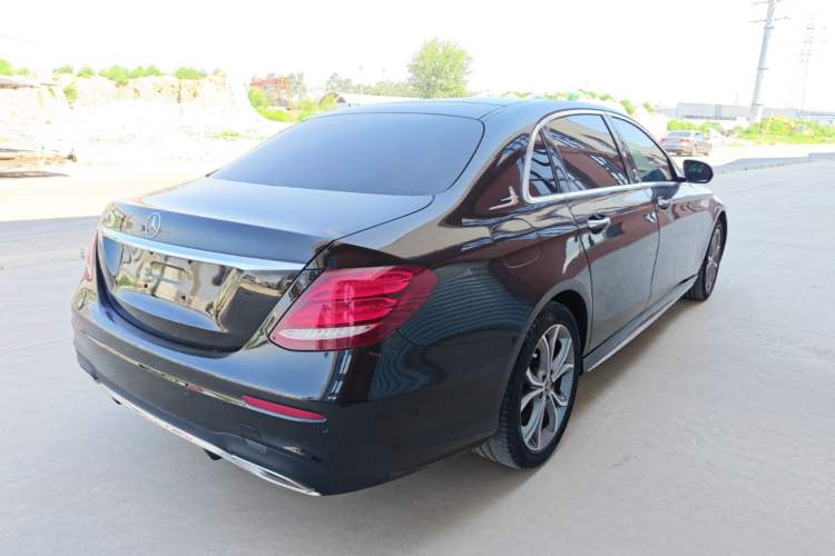 Used Mercedes-Benz E-Class 2020 E 300 L Sport Luxury Edition Rear Right 45 Deg