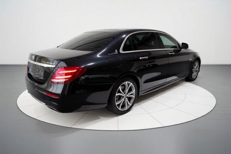 Used Mercedes-Benz E-Class 2020 E 300 L Sport Luxury Edition Rear Right 45 Deg