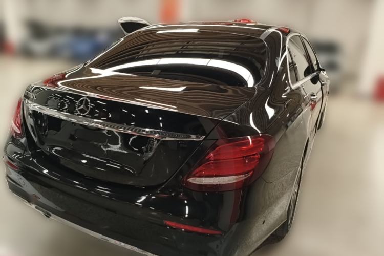 Used Mercedes-Benz E-Class 2020 E 300 L Sporty and Stylish Model Rear Right 45 Deg