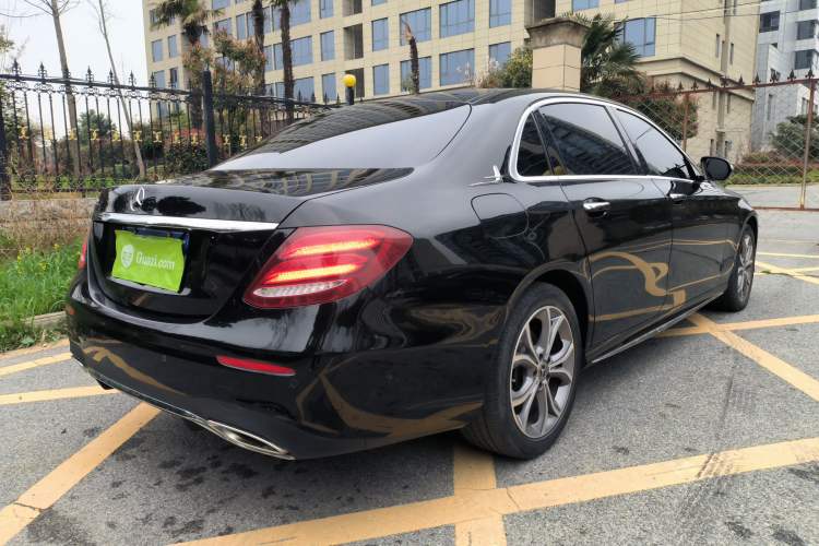 Used Mercedes-Benz E-Class 2020 E 300 L Sporty and Stylish Model Rear Right 45 Deg