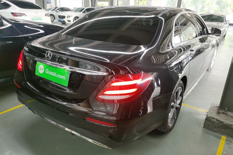 Used Mercedes-Benz E-Class 2020 E 300 L Sporty and Stylish Model Rear Right 45 Deg