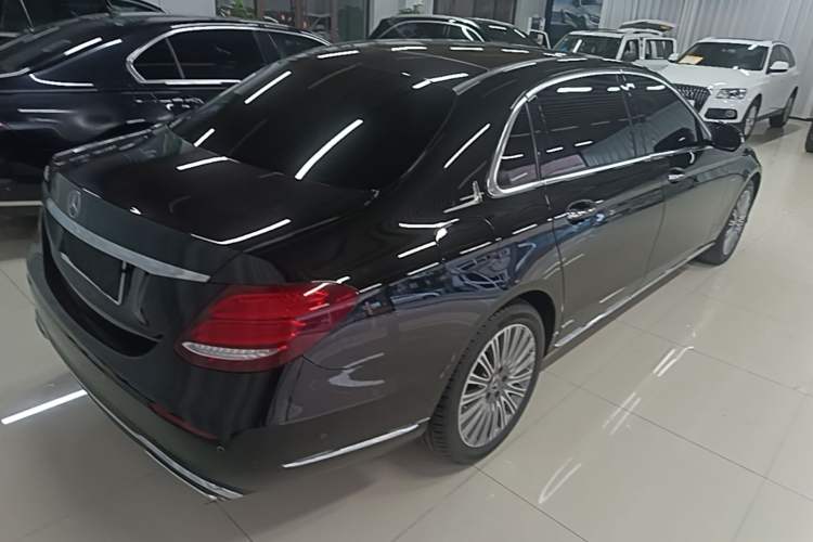 Used Mercedes-Benz E-Class 2020 Restyled E 300 L Exclusive Edition Rear Right 45 Deg