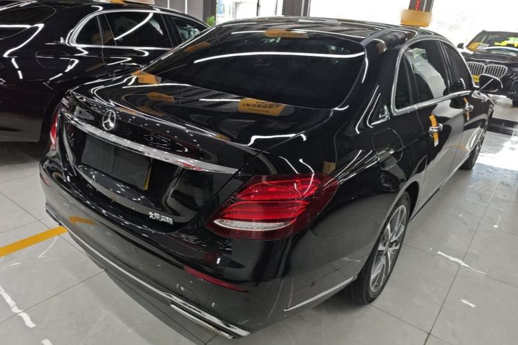Used Mercedes-Benz E-Class 2020 E 260 L Rear Right 45 Deg