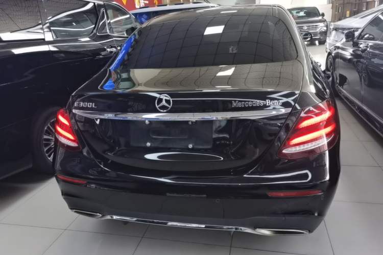 Used Mercedes-Benz E-Class 2020 E 260 L Sport 4MATIC Rear