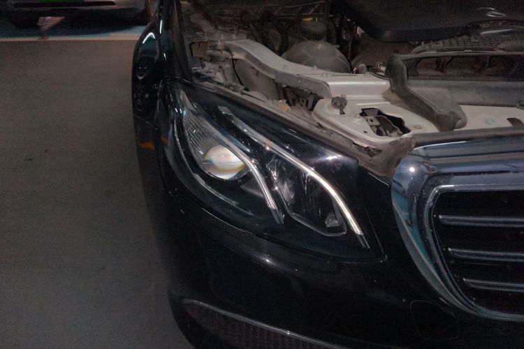 Used Mercedes-Benz E-Class 2020 E 300 L Luxury Model Right Front Headlight