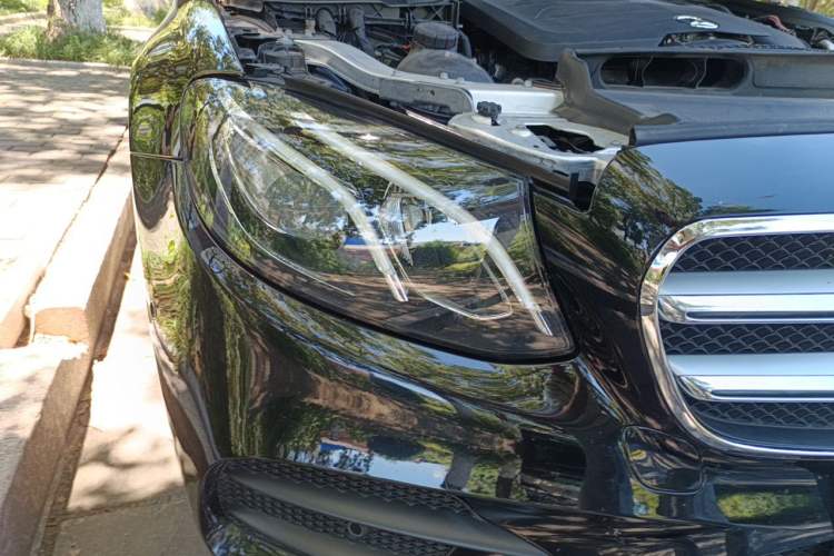Used Mercedes-Benz E-Class 2020 Restyled E 300 L Sporty and Stylish Edition Right Front Headlight