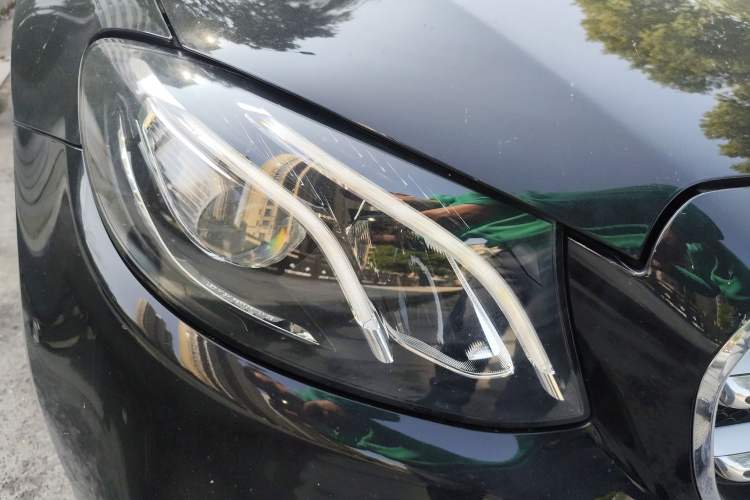 Used Mercedes-Benz E-Class 2020 E 300 L Sport Luxury Edition Right Front Headlight