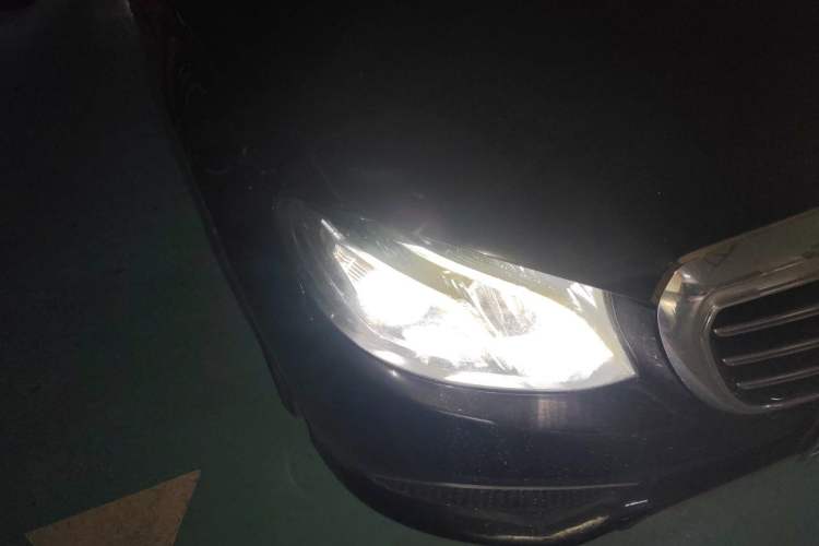 Used Mercedes-Benz E-Class 2020 E 260 L Right Front Headlight