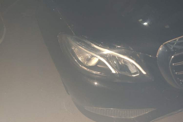 Used Mercedes-Benz E-Class 2020 E 300 L Luxury Model Right Front Headlight