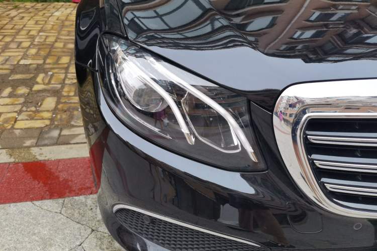 Used Mercedes-Benz E-Class 2020 Facelift E 300 L Stylish Edition Right Front Headlight