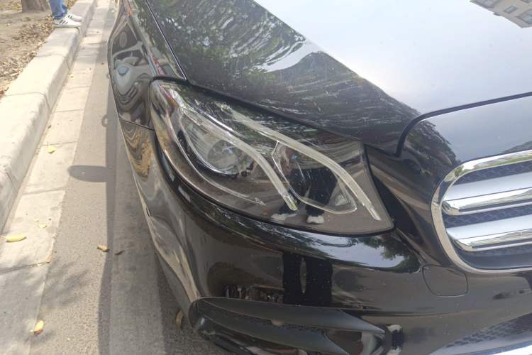 Used Mercedes-Benz E-Class 2020 Restyled E 300 L Sporty and Stylish Edition Right Front Headlight