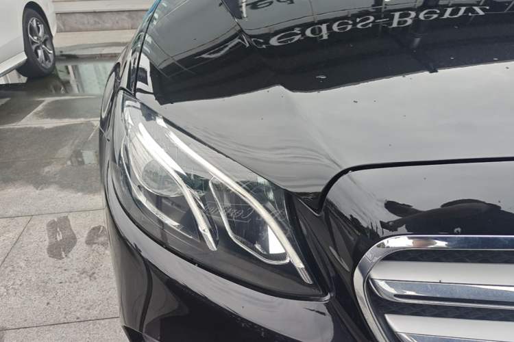 Used Mercedes-Benz E-Class 2020 Restyled E 300 L Sport Exclusive Edition Right Front Headlight