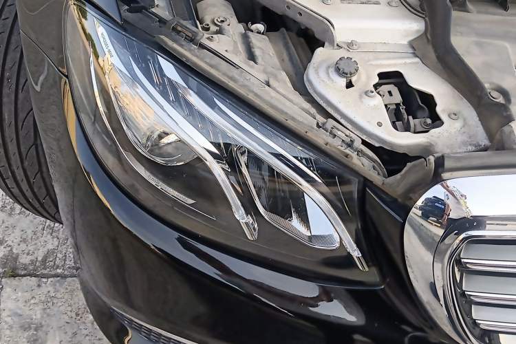 Used Mercedes-Benz E-Class 2020 Facelift E 300 L Stylish Edition Right Front Headlight