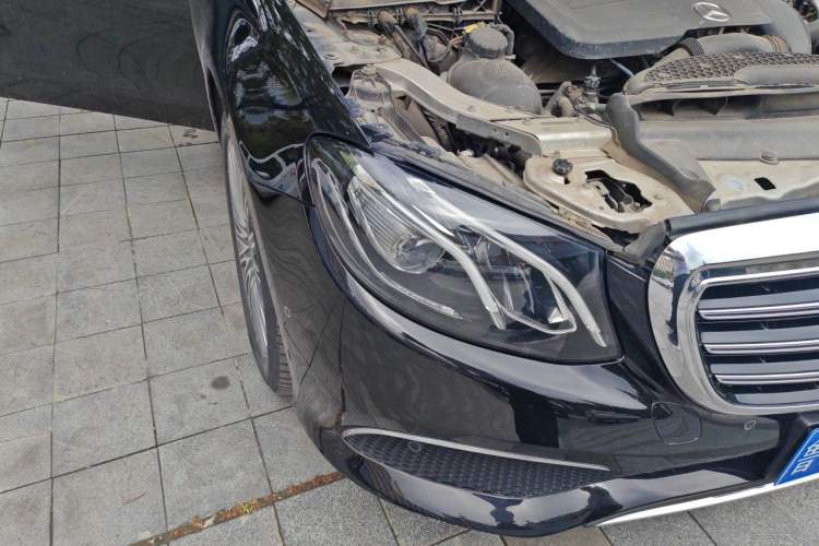 Used Mercedes-Benz E-Class 2020 E 300 L Stylish Model Right Front Headlight
