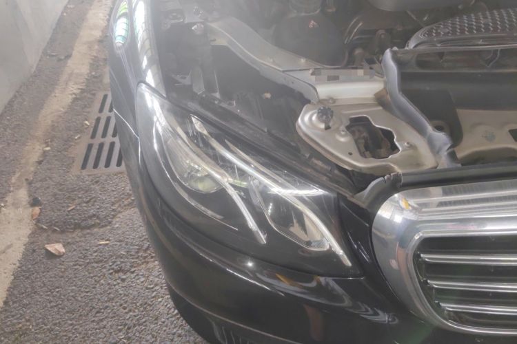 Used Mercedes-Benz E-Class 2020 Restyled E 300 L Exclusive Edition Right Front Headlight
