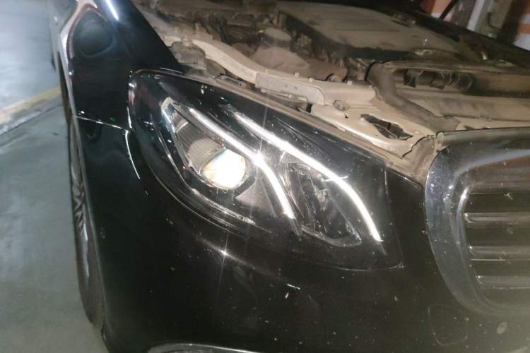 Used Mercedes-Benz E-Class 2020 Restyled E 300 L Exclusive Edition Right Front Headlight