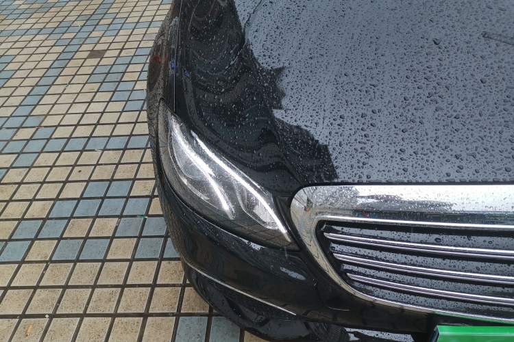 Used Mercedes-Benz E-Class 2020 Restyled E 300 L Exclusive Edition Right Front Headlight